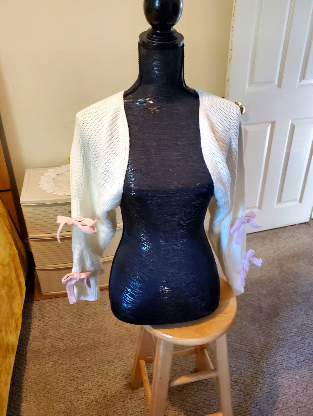SHEIN Cream Knit Bolero Shrug with Pink Ribbon Ties